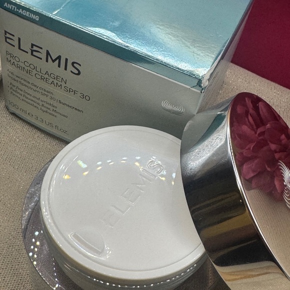 Elemis pro collagen marine cream spf 30 broad spectrum spf 30 anti wrinkle cream - Picture 5 of 8